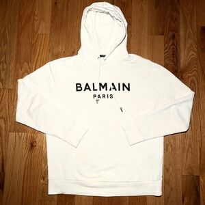 Balmain White Logo Hoodie 🔥